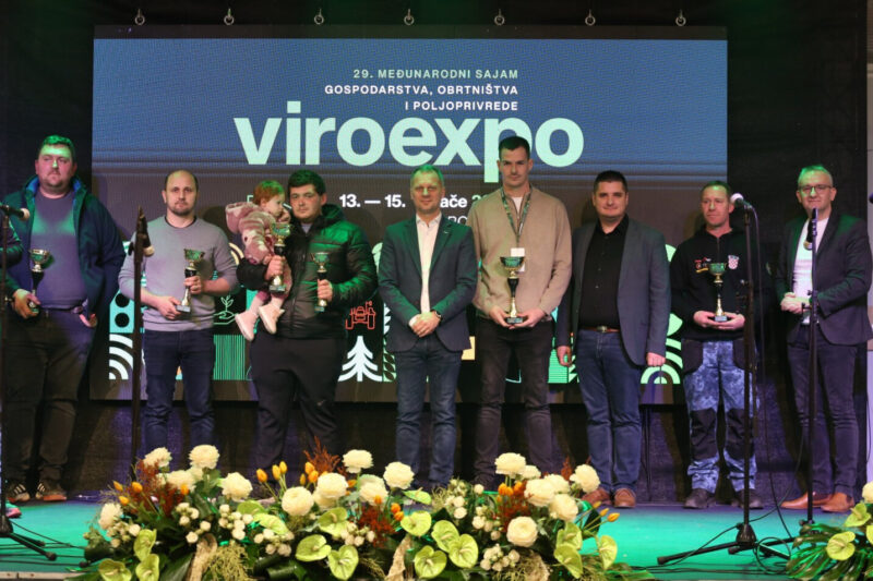 b7219214-8d02-449f-a7b9-f9f19e804d7c